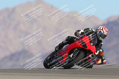 media/Oct-01-2023-SoCal Trackdays (Sun) [[4c570cc352]]/Turn 9 Set 1 (950am)/